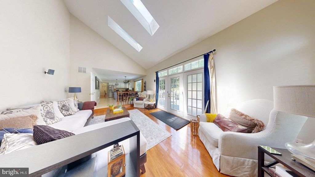 Image 22 of property listing at 11901 RUSTIC FARM CT, Germantown, MD 20874