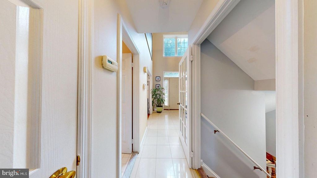 Image 24 of property listing at 11901 RUSTIC FARM CT, Germantown, MD 20874