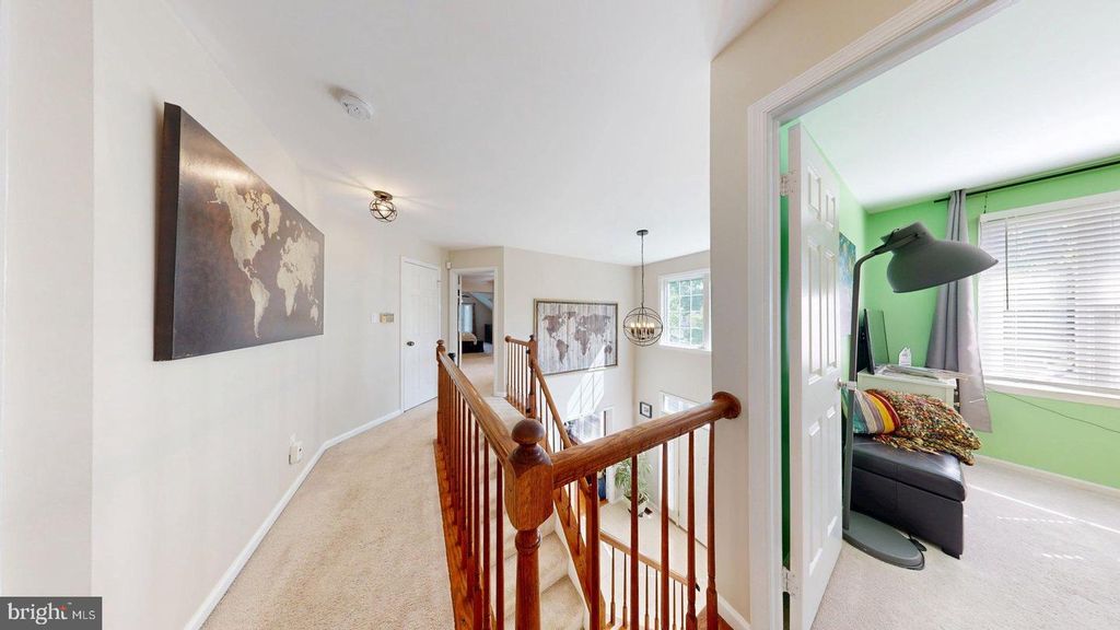 Image 30 of property listing at 11901 RUSTIC FARM CT, Germantown, MD 20874