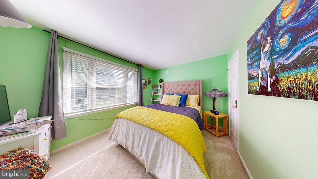 Image 31 of property listing at 11901 RUSTIC FARM CT, Germantown, MD 20874