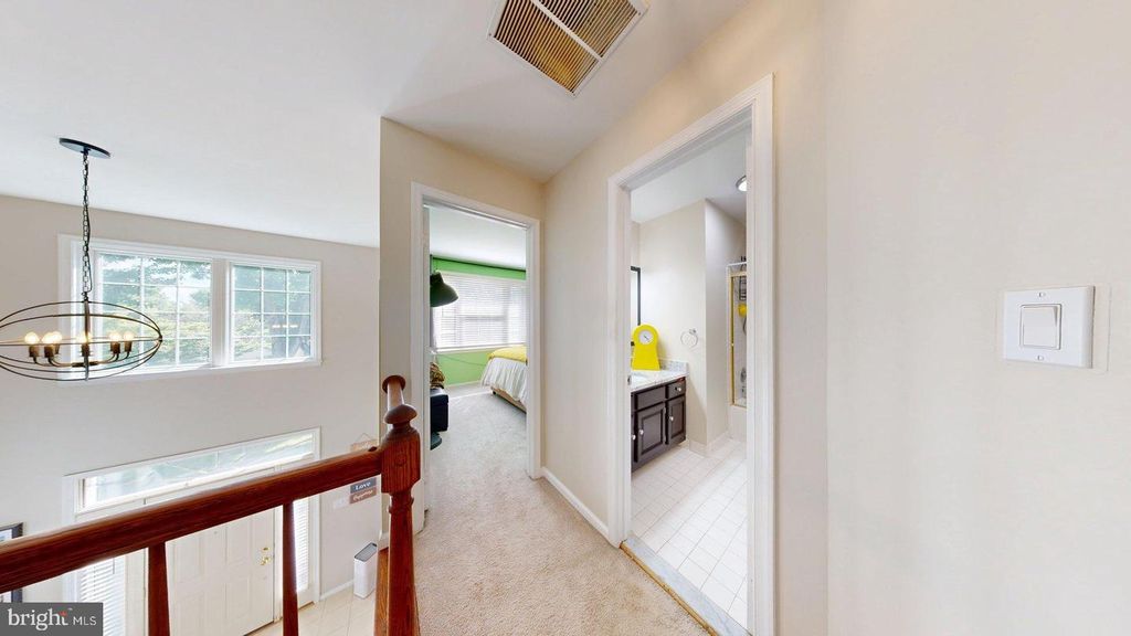 Image 34 of property listing at 11901 RUSTIC FARM CT, Germantown, MD 20874