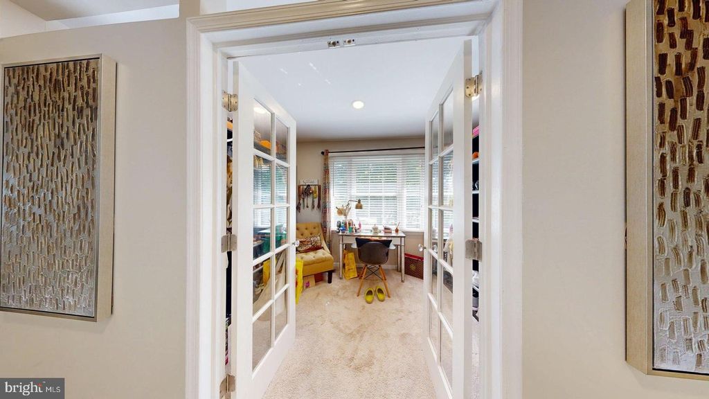 Image 46 of property listing at 11901 RUSTIC FARM CT, Germantown, MD 20874