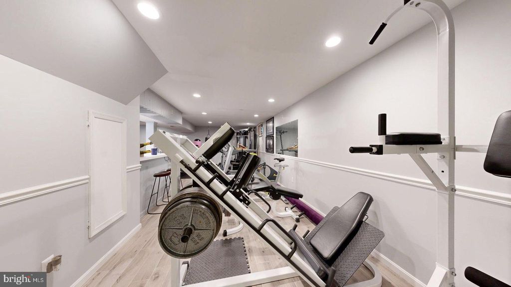 Image 87 of property listing at 11901 RUSTIC FARM CT, Germantown, MD 20874