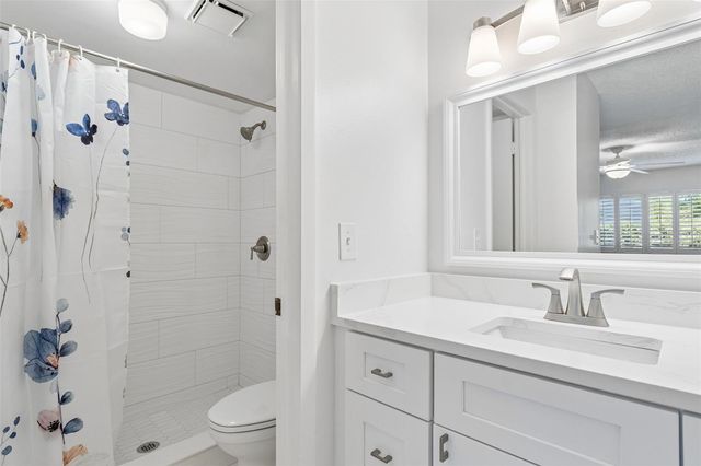 723 83RD AVENUE N 104, St Petersburg, FL 33702