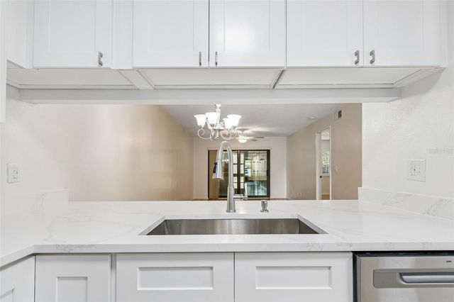 723 83RD AVENUE N 104, St Petersburg, FL 33702