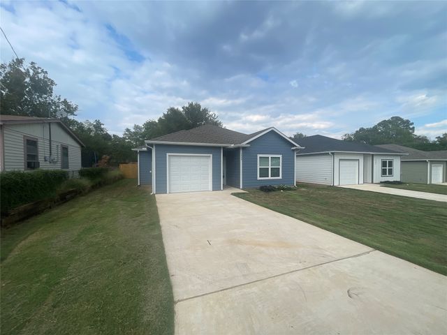 1009 Dubois Street, Denison, TX 75020