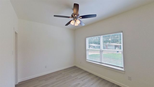 1009 Dubois Street, Denison, TX 75020