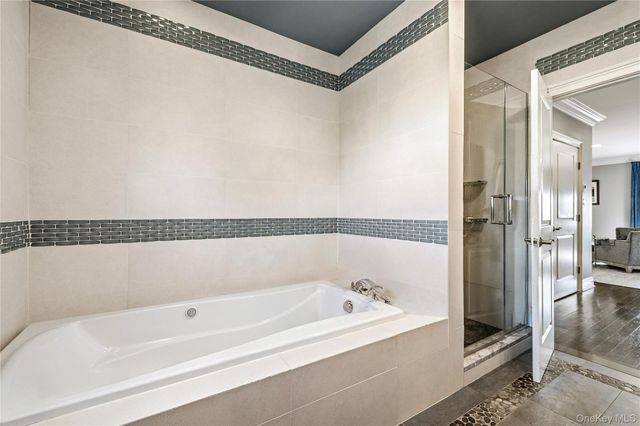 553 Derby Avenue, Woodmere, NY 11598