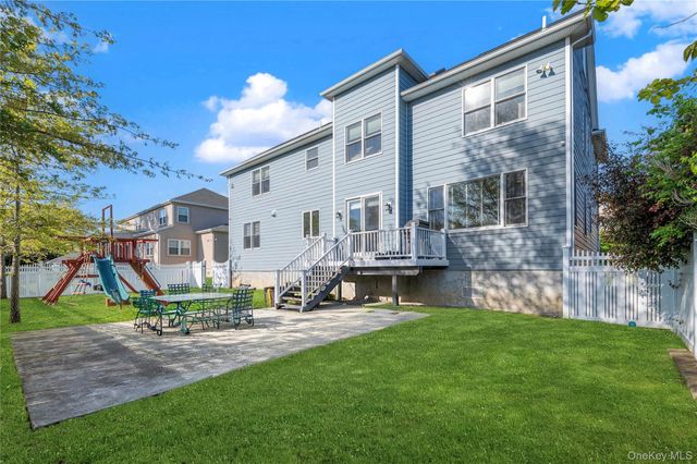 553 Derby Avenue, Woodmere, NY 11598