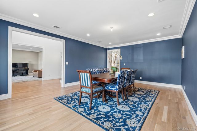 553 Derby Avenue, Woodmere, NY 11598