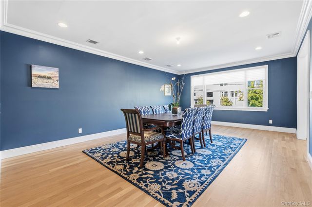 553 Derby Avenue, Woodmere, NY 11598