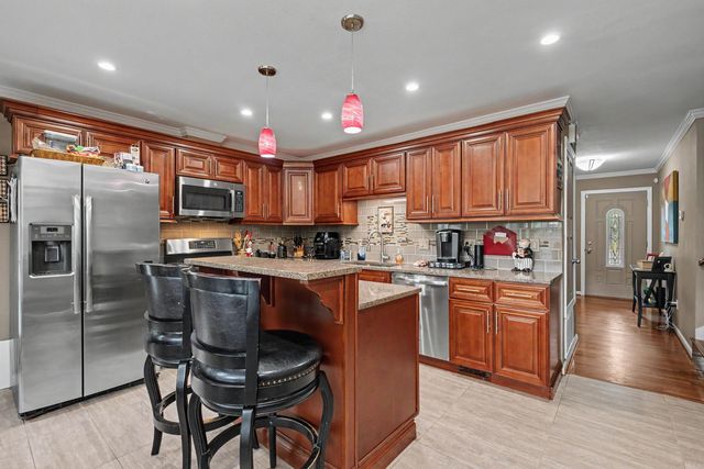 7 Amber Court, Little Rock, AR 72212