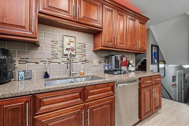 7 Amber Court, Little Rock, AR 72212