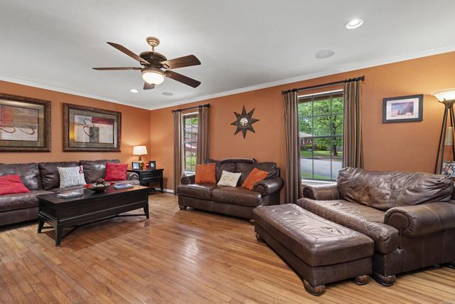 7 Amber Court, Little Rock, AR 72212