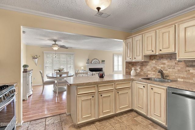 3 Nashville Court, Tinton Falls, NJ 07712
