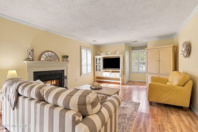 3 Nashville Court, Tinton Falls, NJ 07712