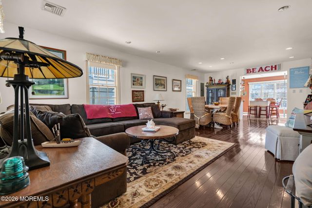 112 Neptune Court, Mantoloking, NJ 08738