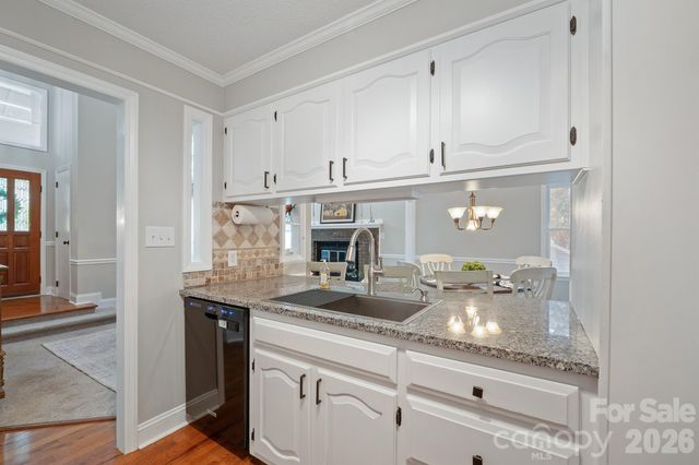 19017 Kailua Circle, Tega Cay, SC 29708