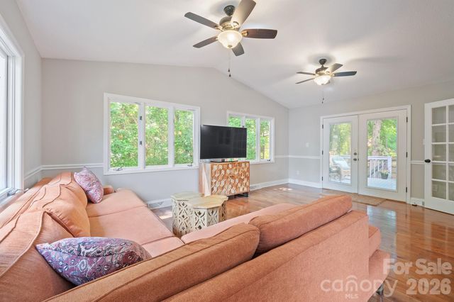 19017 Kailua Circle, Tega Cay, SC 29708