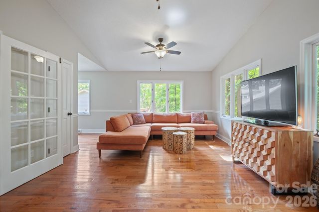 19017 Kailua Circle, Tega Cay, SC 29708