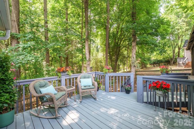 19017 Kailua Circle, Tega Cay, SC 29708