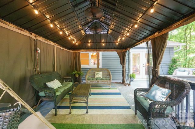 19017 Kailua Circle, Tega Cay, SC 29708