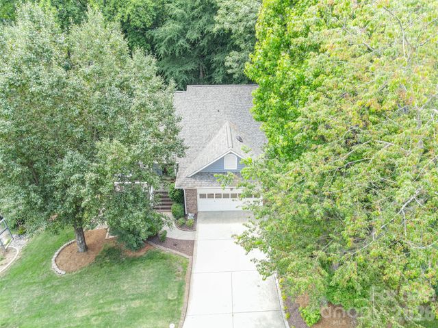 19017 Kailua Circle, Tega Cay, SC 29708