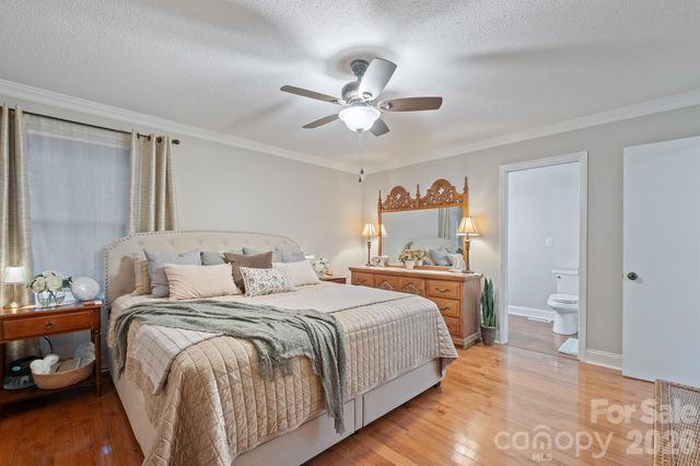 19017 Kailua Circle, Tega Cay, SC 29708