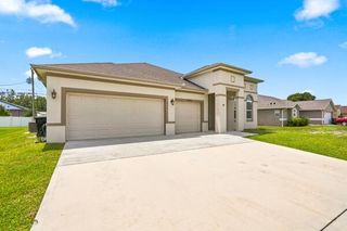 1957 SW LOGAN Street, Port St. Lucie, FL 34953