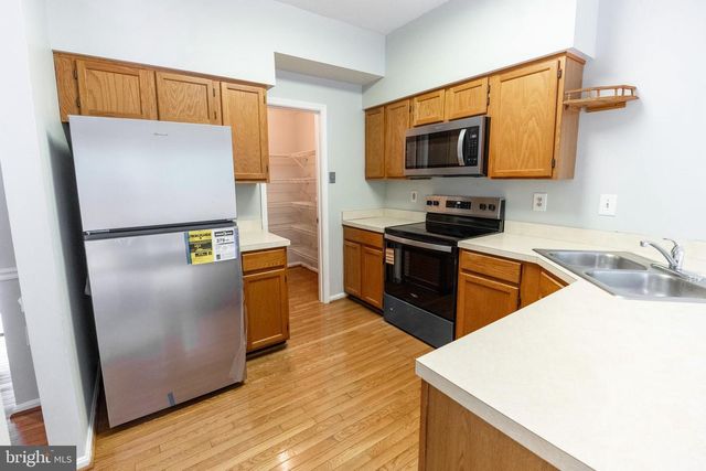 11211-D HERON PL, Waldorf, MD 20603