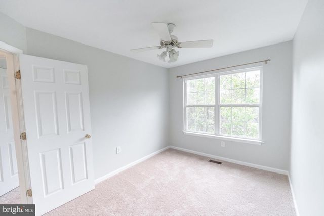 11211-D HERON PL, Waldorf, MD 20603