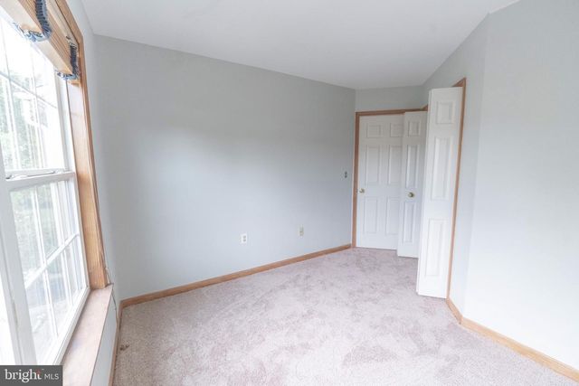 11211-D HERON PL, Waldorf, MD 20603