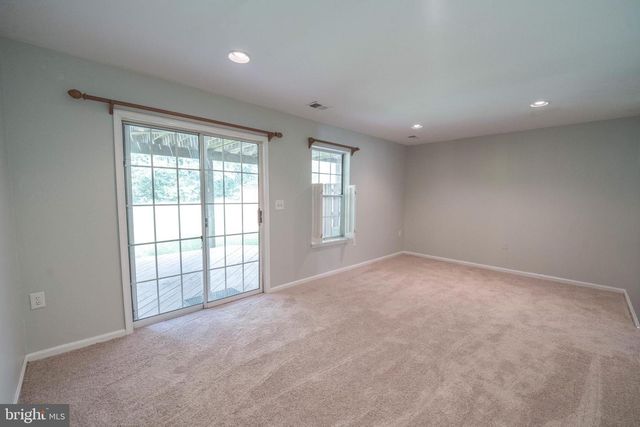 11211-D HERON PL, Waldorf, MD 20603