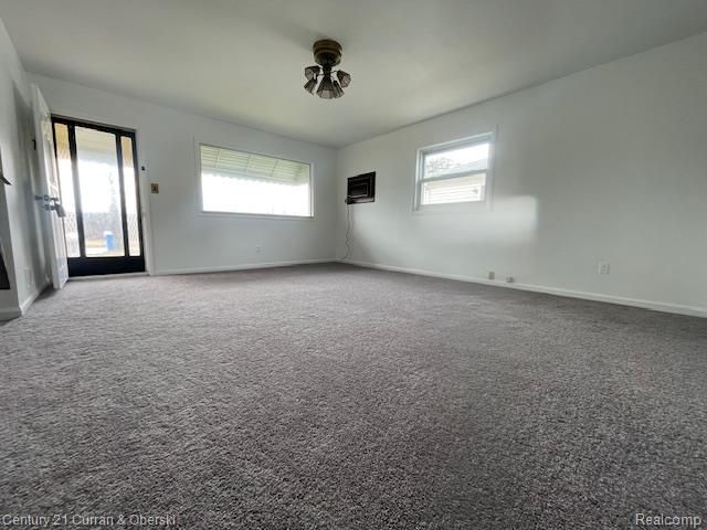 6564 N Waverly Street, Dearborn Heights, MI 48127