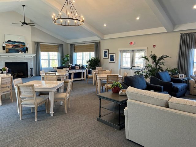 12 Veridian 12, Plymouth, MA 02360