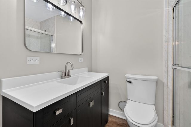 5518 E Lake Drive 90-C, Lisle, IL 60532