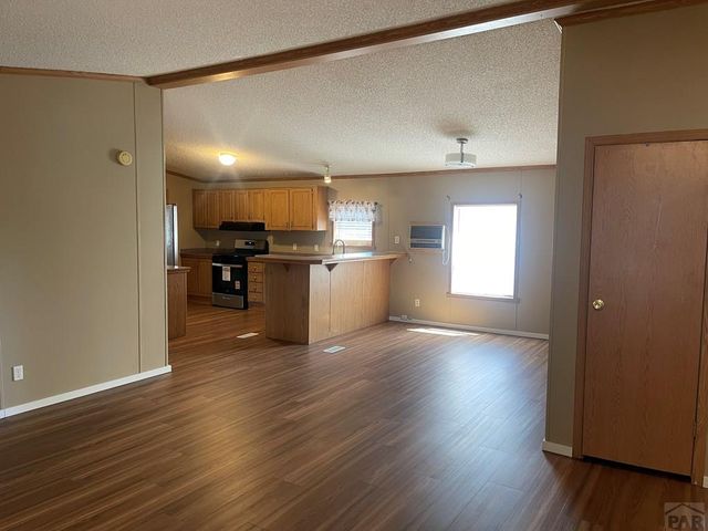 3016 Ridgeview Place, Pueblo, CO 81003