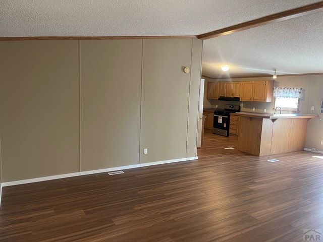 3016 Ridgeview Place, Pueblo, CO 81003