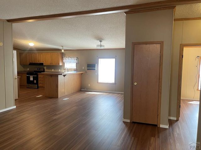3016 Ridgeview Place, Pueblo, CO 81003