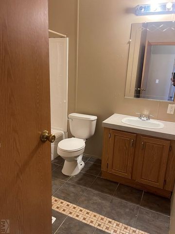 3016 Ridgeview Place, Pueblo, CO 81003