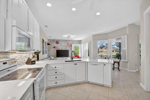 7139 Crystal Lake Drive, West Palm Beach, FL 33411