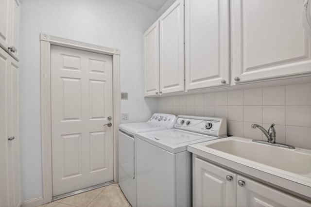 7139 Crystal Lake Drive, West Palm Beach, FL 33411