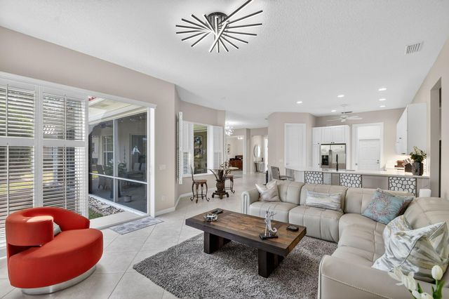 7139 Crystal Lake Drive, West Palm Beach, FL 33411