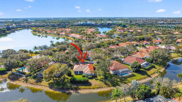7139 Crystal Lake Drive, West Palm Beach, FL 33411