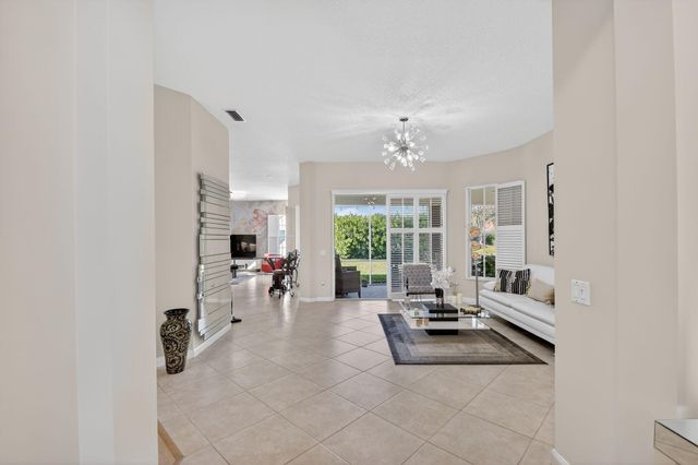 7139 Crystal Lake Drive, West Palm Beach, FL 33411