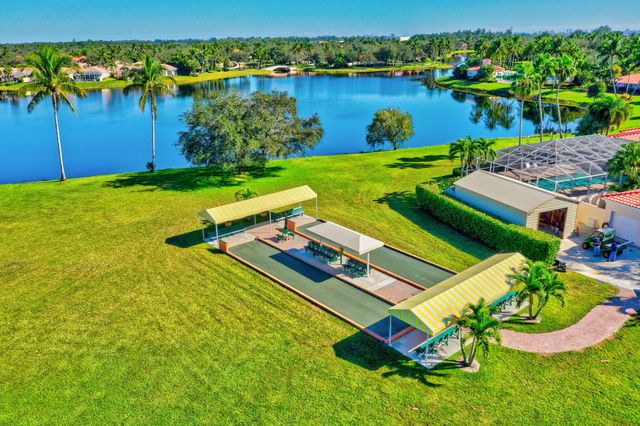 7139 Crystal Lake Drive, West Palm Beach, FL 33411