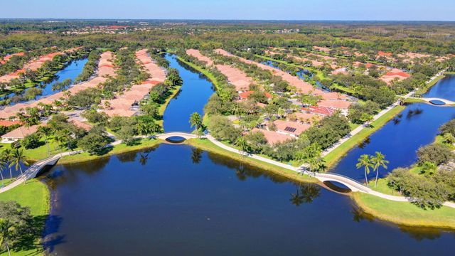 7139 Crystal Lake Drive, West Palm Beach, FL 33411