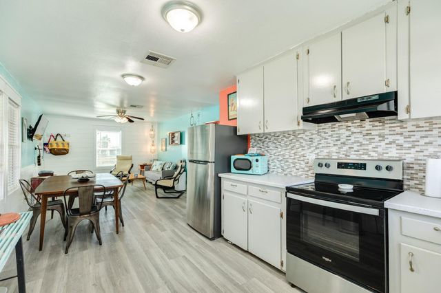 222 Driftwood Court, Surfside Beach, TX 77541
