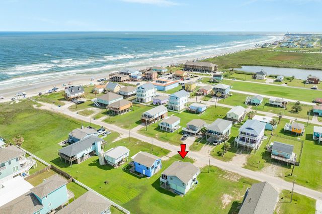 222 Driftwood Court, Surfside Beach, TX 77541