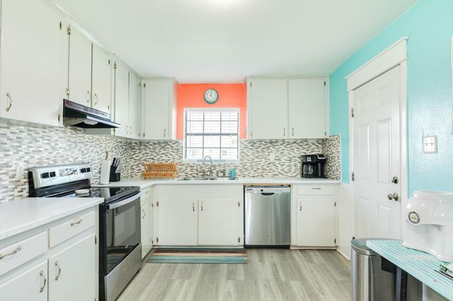 222 Driftwood Court, Surfside Beach, TX 77541